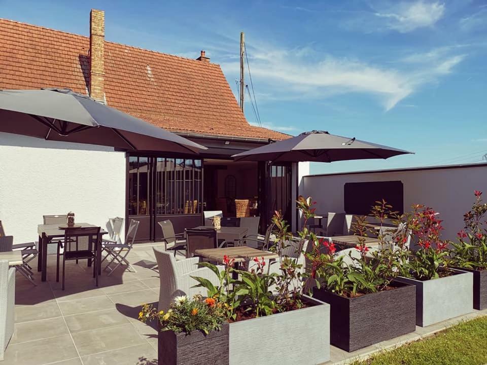 Auberge Saint-Jean Villequier-Aumont Exterior foto